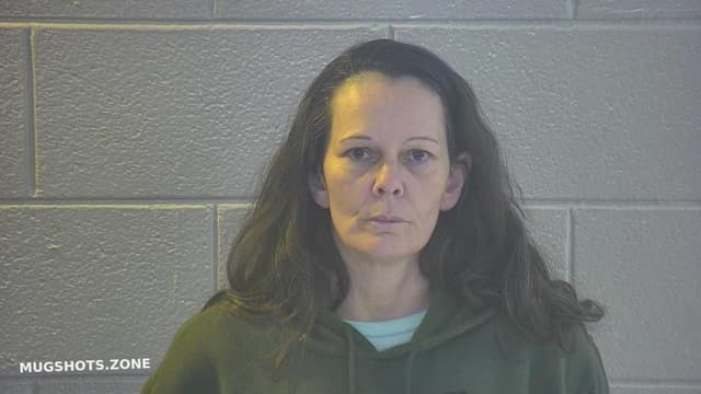 Jennifer R Petrey