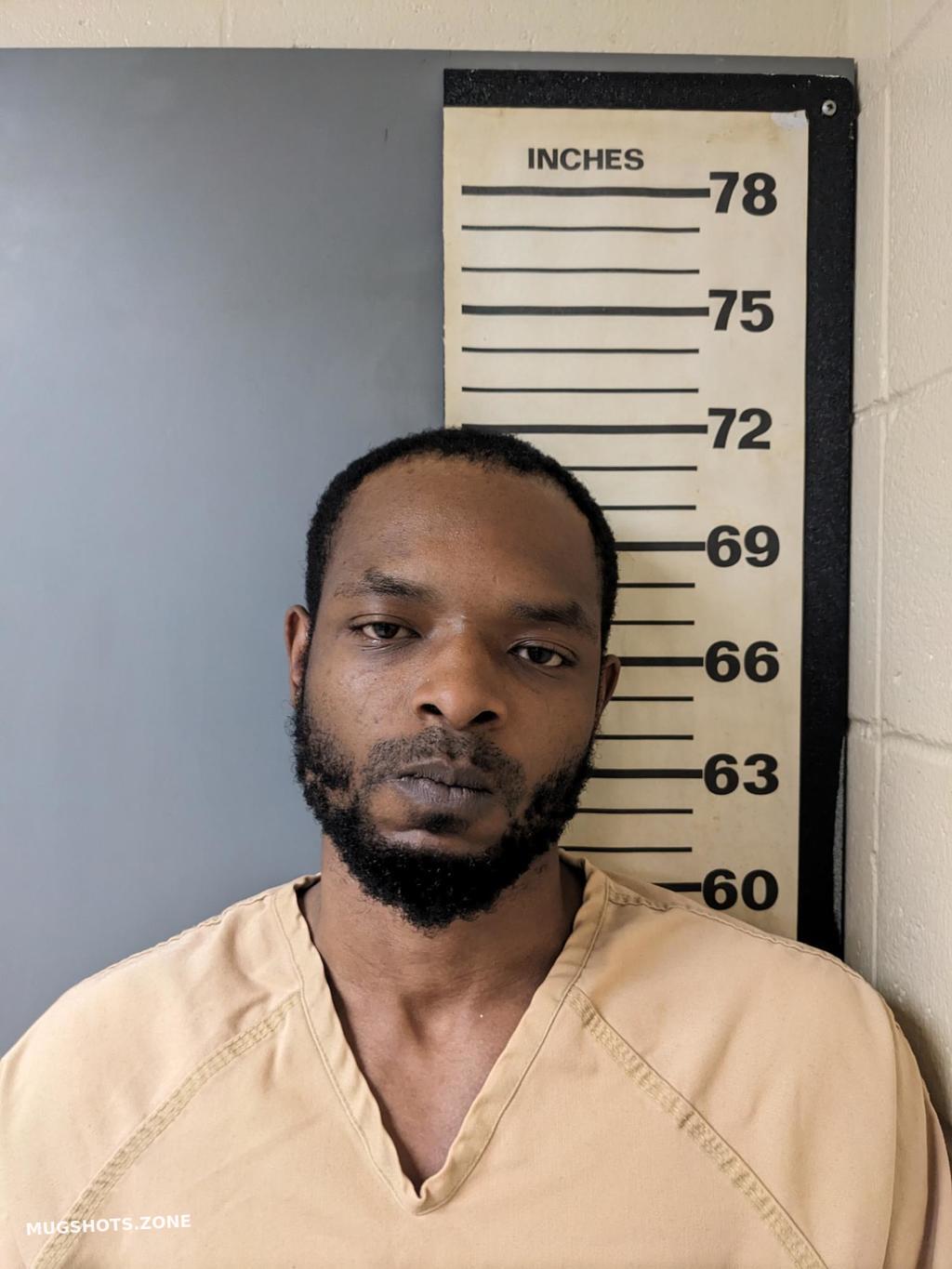 Christopher Tavares Smith